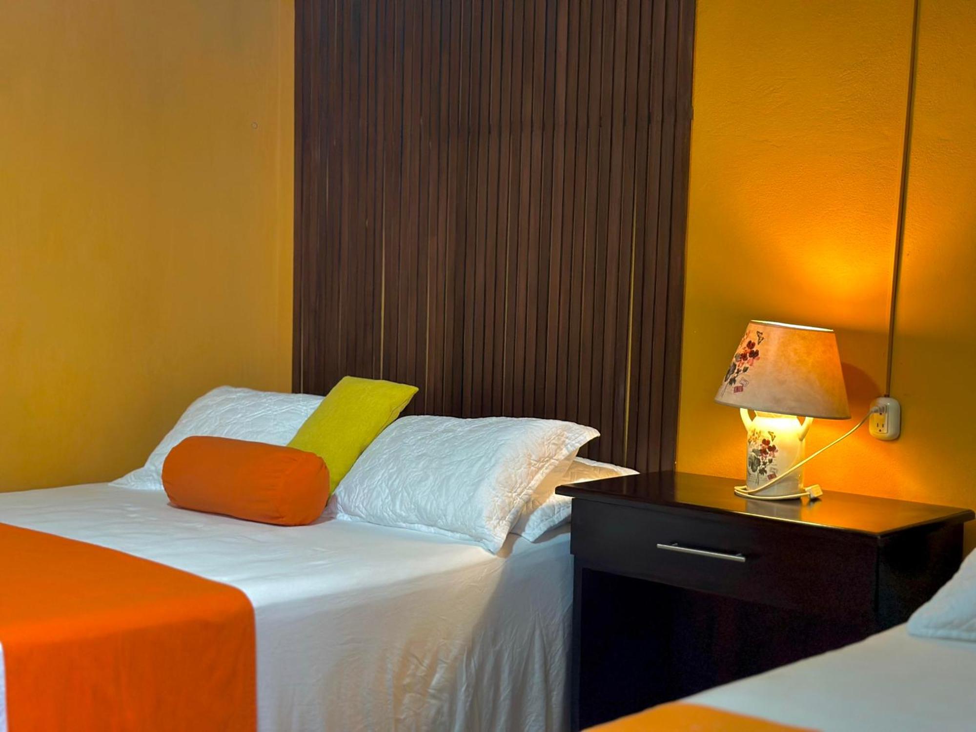 Hotel San Miguel Flores Habitación foto